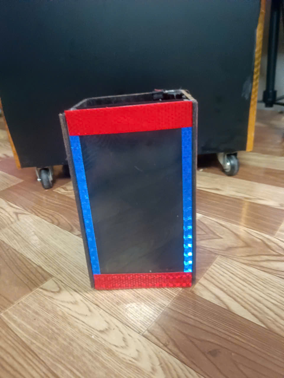 Ống vuông hóa chim